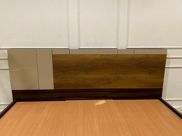 เตียงไม้ 6 ฟุต ขาเหล็ก ยี่ห้อ SB Furniture  รูปที่ 4