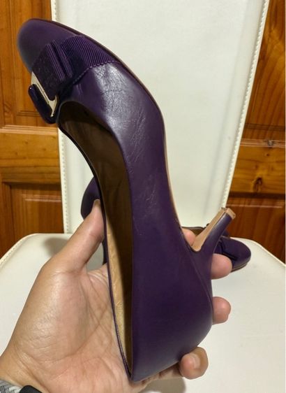 รองเท้าส้นสูง Salvatore Ferragamo  รูปที่ 11