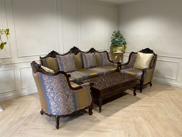 ชุดโซฟาหลุยส์ไม้ เบาะผ้า สีทอง รูปที่ 2