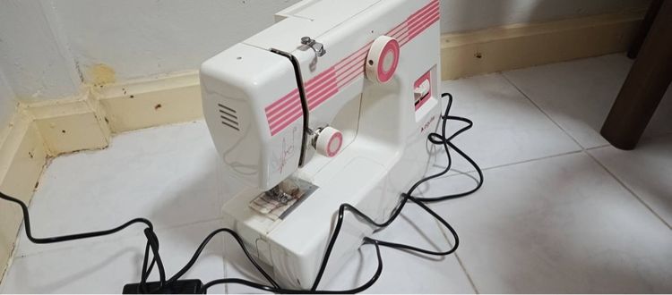จักรเย็บผ้าไฟฟ้า จักรซิกแซกไฟฟ้า ไอกิวลา Anguilla รูปที่ 5