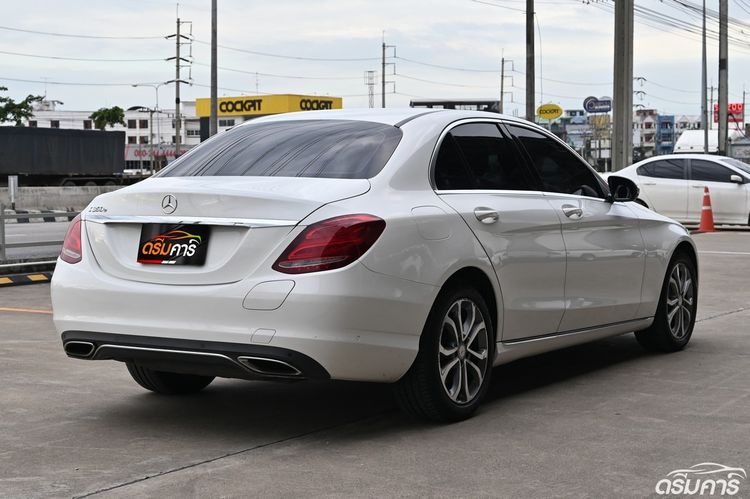 Mercedes-Benz C-Class 2016 C350 Sedan ปลั๊กอินไฮบริด (PHEV) ไม่ติดแก๊ส เกียร์อัตโนมัติ ขาว รูปที่ 3