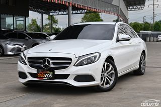 Mercedes-Benz C350e 2.0 Avantgarde W205 ปี 2016 รถปลั๊กอินไฮบริดมือสอง สีขาว ไมล์แท้ 100,000 กม. รถศูนย์ไทย รหัสสินค้า IC0F
