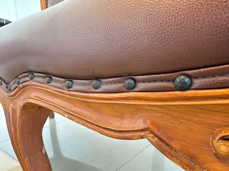 ชุดรับแขกไม้สักแกะสลัก สไตล์วินเทจ เบาะหนัง PU สีน้ำตา รูปที่ 11