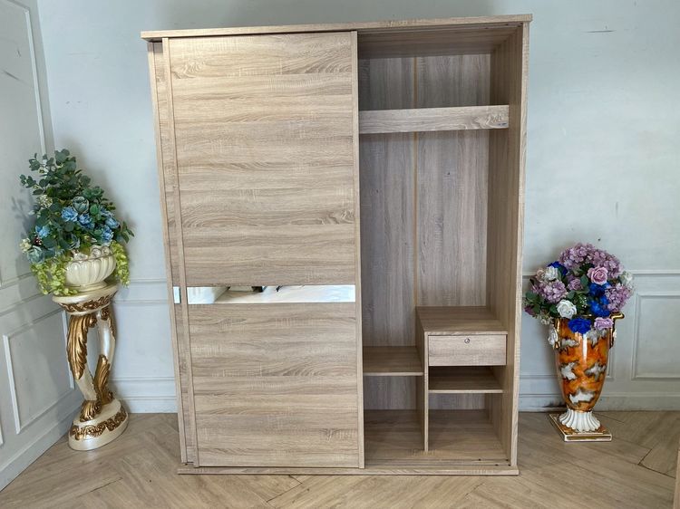 ตู้เสื้อผ้าไม้ บานสไลด์ ยี่ห้อ KONCEPT รูปที่ 2