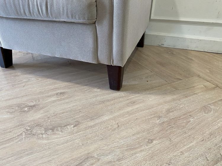 อาร์มเเชร์ ขาไม้ เบาะผ้า สีเทา รูปที่ 9