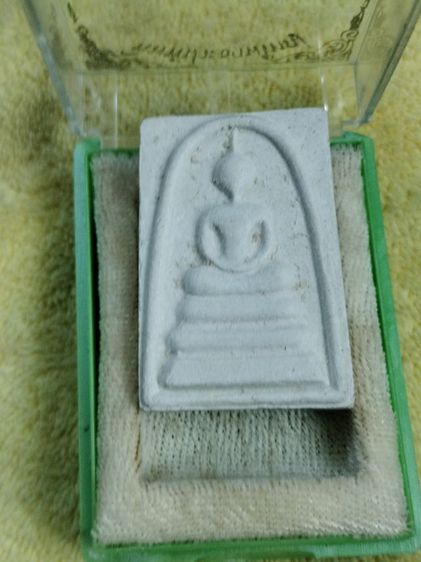 พระสมเด็จ บางขุนพรหม พิมพ์พระประธานใหญ่ รุุ่นฉลองอุโบสถ วัดอินทรวิหาร กทม รูปที่ 2