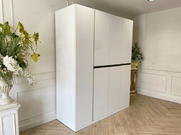 ตู้เสื้อผ้าไม้ 4 บานเปิด สีขาว สไตล์โมเดิร์น รูปที่ 2