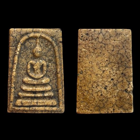 พระสมเด็จวัดระฆังพิมพ์เจดีย์เนื้อเทียนชัยเนื้อเก่าสวย