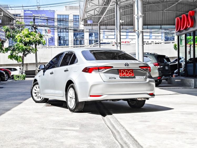 Toyota Altis 2020 1.8 Hybrid Mid Sedan เบนซิน เกียร์อัตโนมัติ บรอนซ์เงิน รูปที่ 3