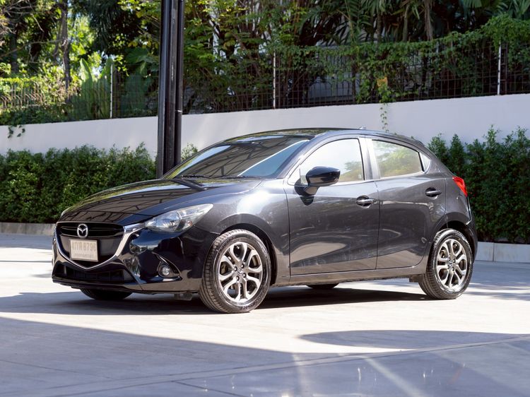 Mazda Mazda 2 2016 1.5 Skyactiv-D XDL Sedan Sedan ดีเซล ไม่ติดแก๊ส เกียร์อัตโนมัติ ดำ รูปที่ 3