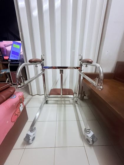 รถเข็นผู้ป่วย รูปที่ 13