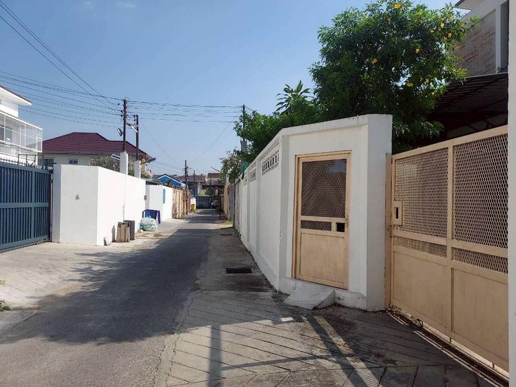 อื่นๆ ขายบ้านเดี่ยว2ชั้นพร้อมที่ดิน231ตรว.ซอยกำนันแม้น5 เขตบางขุนเทียน กรุงเทพฯ รูปที่ 3