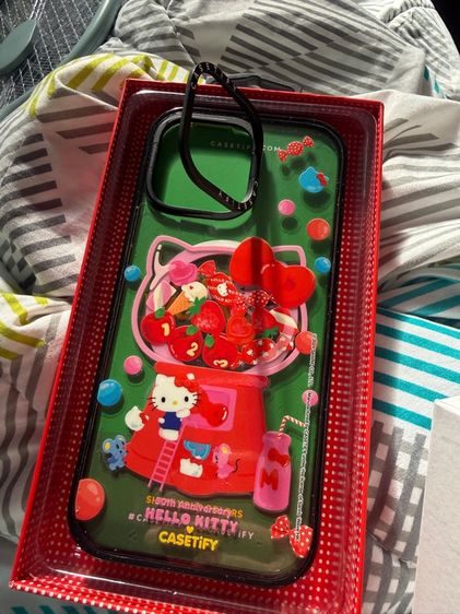 CASETiFY Hello Kitty 50th Anniversary - Candy Machine Case iphone 16 promax แท้ รูปที่ 4