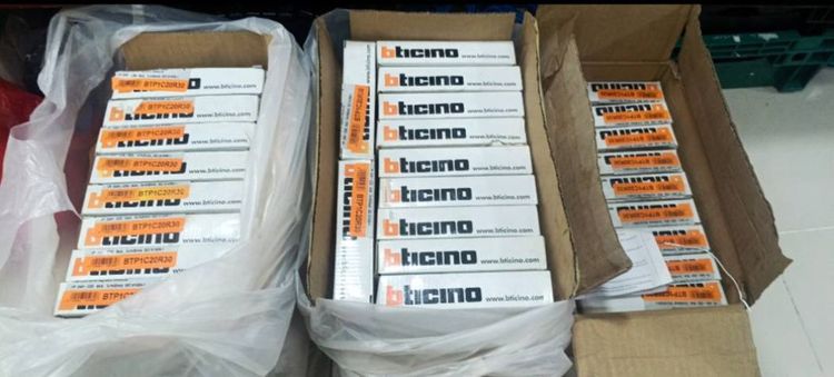 ลูกเซอร์กิตกันดูด bticino 20แอมป์ รูปที่ 3