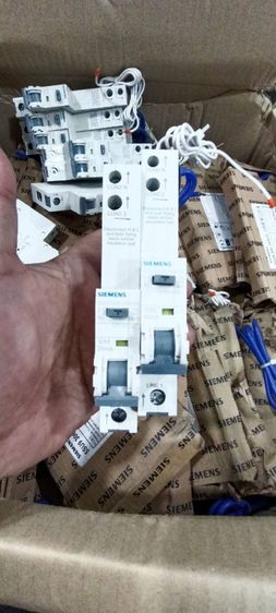 ลูกเซอร์กิตกันดูด ซีเมนต์ 16 20 แอมป์ 