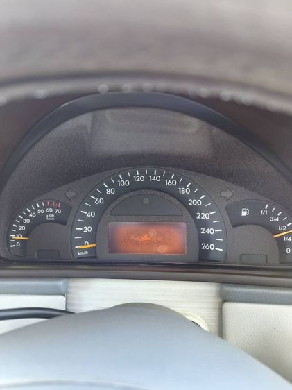 Mercedes-Benz C-Class 2006 C200 Sedan เบนซิน ไม่ติดแก๊ส เกียร์ธรรมดา บรอนซ์เงิน รูปที่ 3