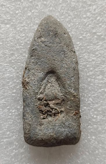 พระกรุวัดท้ายตลาด พิมพ์ปางรำพึง รูปที่ 2