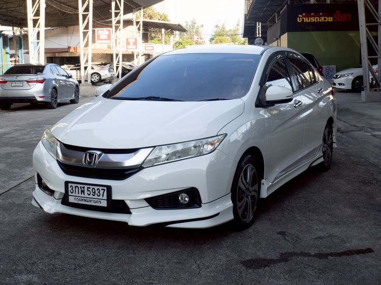 Honda City 2015 1.5 Sv i-VTEC Sedan เบนซิน ไม่ติดแก๊ส เกียร์อัตโนมัติ ขาว รูปที่ 2