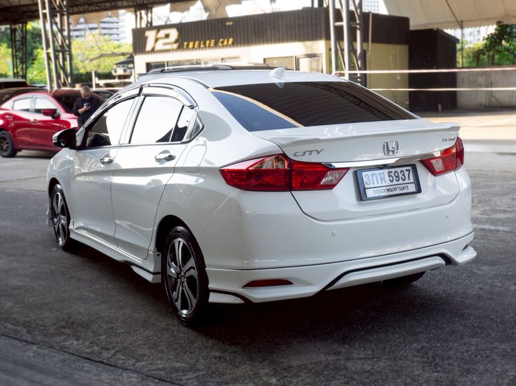 Honda City 2015 1.5 Sv i-VTEC Sedan เบนซิน ไม่ติดแก๊ส เกียร์อัตโนมัติ ขาว รูปที่ 4