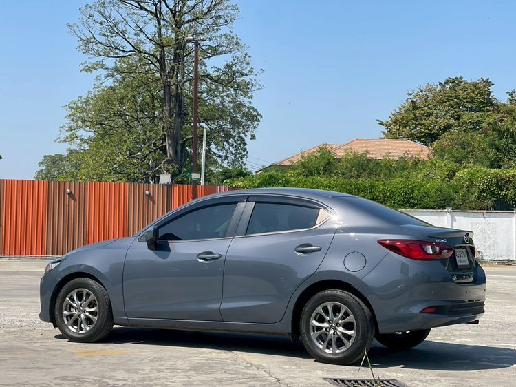 Mazda Mazda 2 2022 1.3 C Sedan เบนซิน ไม่ติดแก๊ส เกียร์อัตโนมัติ เทา รูปที่ 4