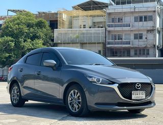 Mazda2 1.3C เกียร์ออโต้ ปี2022 จด23 สีเทา ไมล์น้อย มาสด้า 2 รถเก๋ง รถสวยสภาพนางฟ้า