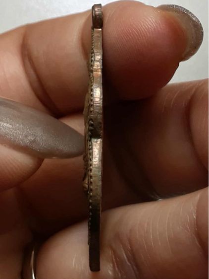 เหรียญนั่งครุฑ หลวงพ่อกล้วย รูปที่ 4