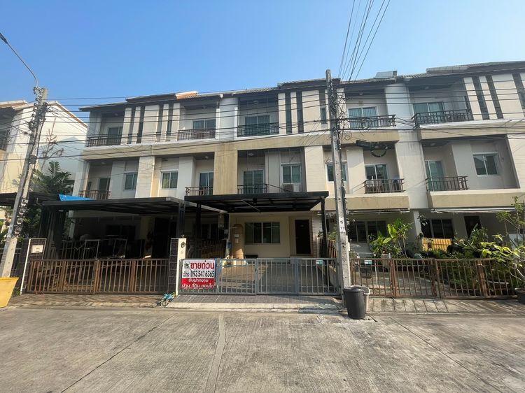 อื่นๆ ไม่มี 2011 ทาวน์โฮม เออเบิร์นธารา 3 ชั้น 2.99 ลบ. พร้อมผู้เช่า 15,000 บาท ต่อเดือน สุขสวัสดิ์ 70 ใกล้ทางด่วน💖น้ำไม่ท่วม  รูปที่ 3