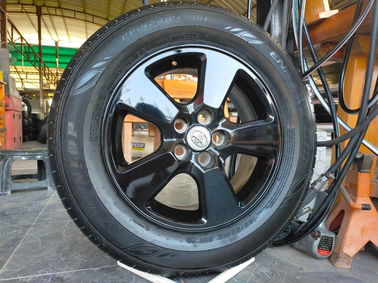 แม็กโตโยต้า ขอบ15 สีอบpowder coat พร้อมยางดันลอป 195 65 15 ปี21 ใส่ altis ได้ทุกรุ่น ยางสวยทุกเส้น