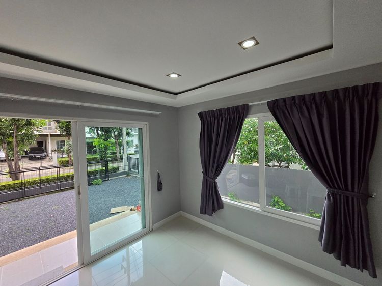 ไม่มี ขายบ้านเดี่ยว 2 ชั้น หมู่บ้านพฤกษ์ลดา 3 รังสิตคลอง 4 ทำเลดี เดินทางสะดวก ตรงข้ามโรงเรียนบีคอนเฮาส์แย้มสอาดรังสิต รูปที่ 3