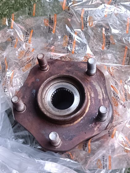 ดุมล้อหน้า ลูกปืนล้อหน้า แท้ นิสสัน NISSAN X-TRAIL T32 4WD ปี 2014-2017 (1 ตัว)