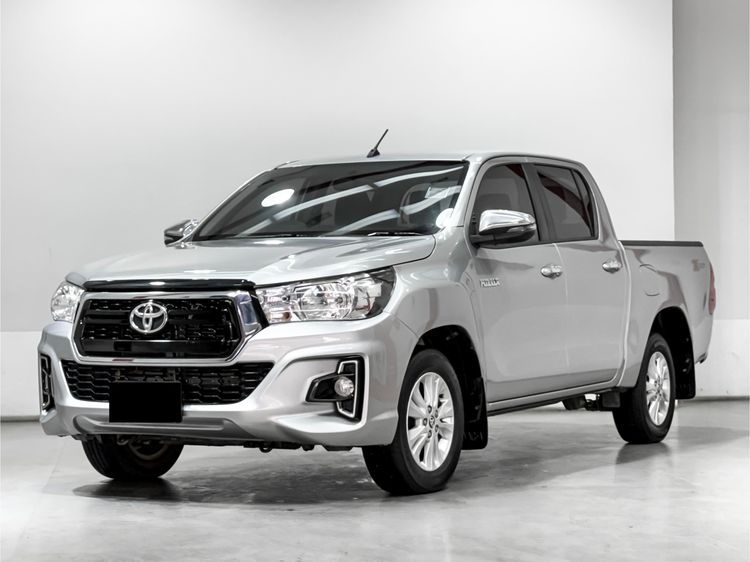 Toyota Hilux Revo 2020 2.4 Z Edition E Pickup ดีเซล เกียร์ธรรมดา บรอนซ์เงิน
