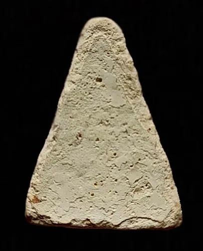 พระผงกรรมฐาน พิมพ์นางพญา หลวงปู่ดู่ วัดสะแก อยุธยา รูปที่ 2