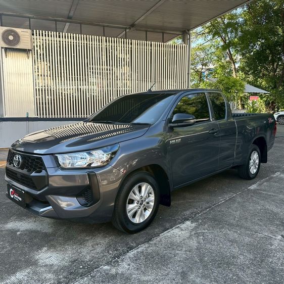 Toyota Hilux Revo 2024 2.4 Z Edition Entry Pickup ดีเซล ไม่ติดแก๊ส เกียร์ธรรมดา เทา รูปที่ 2
