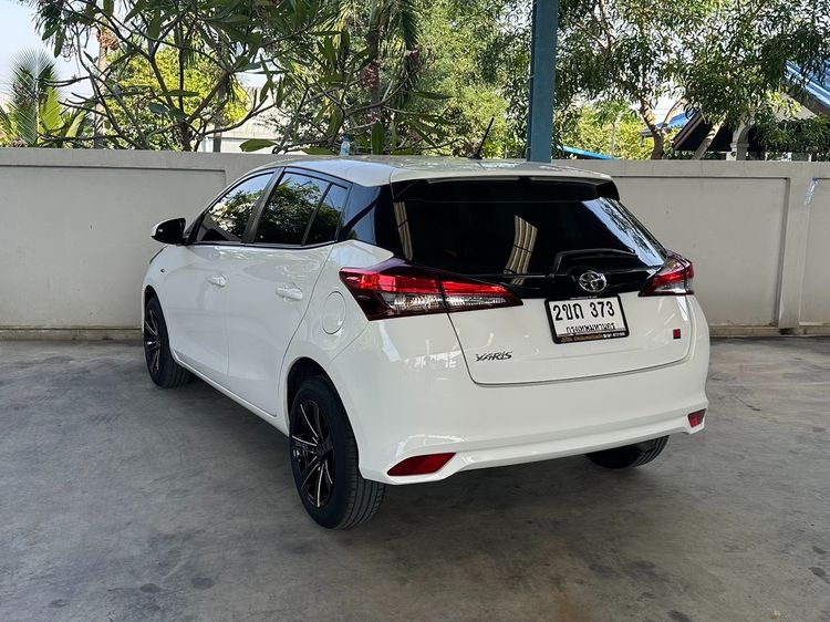 Toyota Yaris 2022 1.2 Entry Sedan เบนซิน ไม่ติดแก๊ส เกียร์อัตโนมัติ ขาว รูปที่ 4