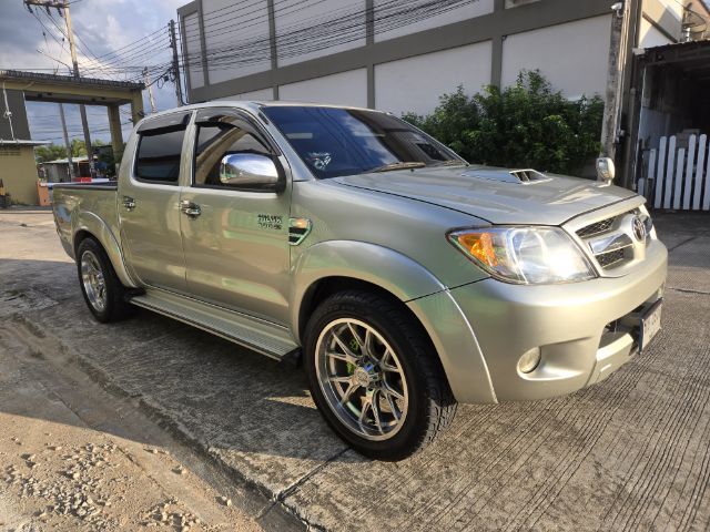 Toyota Hilux Vigo 2008 3.0 E Pickup ดีเซล เกียร์ธรรมดา บรอนซ์ทอง รูปที่ 4