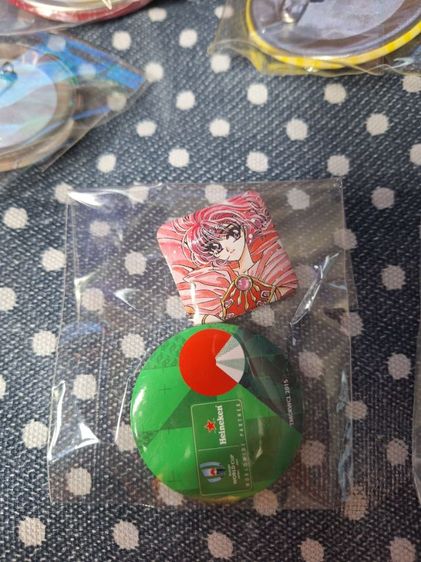 เข็มกลัดเท่ ๆ รูปที่ 4