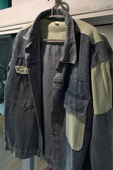 เสื้อยีนส์ผสมสี สไตล์ย้อนยุค รูปที่ 2