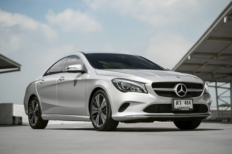 Mercedes-Benz CLA-Class 2017 CLA200 Sedan เบนซิน ไม่ติดแก๊ส เกียร์อัตโนมัติ บรอนซ์เงิน รูปที่ 3