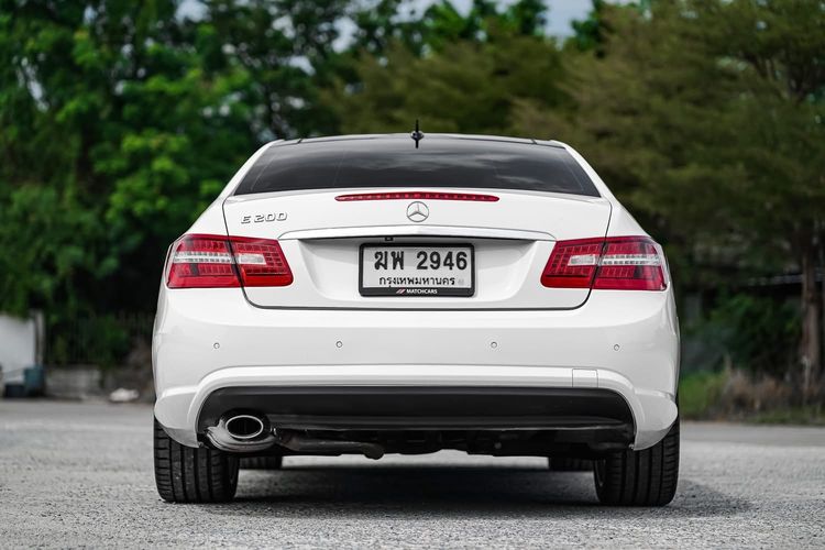 Mercedes-Benz E-Class 2012 E200 Sedan เบนซิน ไม่ติดแก๊ส เกียร์อัตโนมัติ ขาว รูปที่ 4