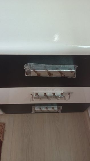 ตู้วางโทรทัศน์ใหม่มาก ขนาด สูง ซม  ยาว 2 เมตร รูปที่ 7