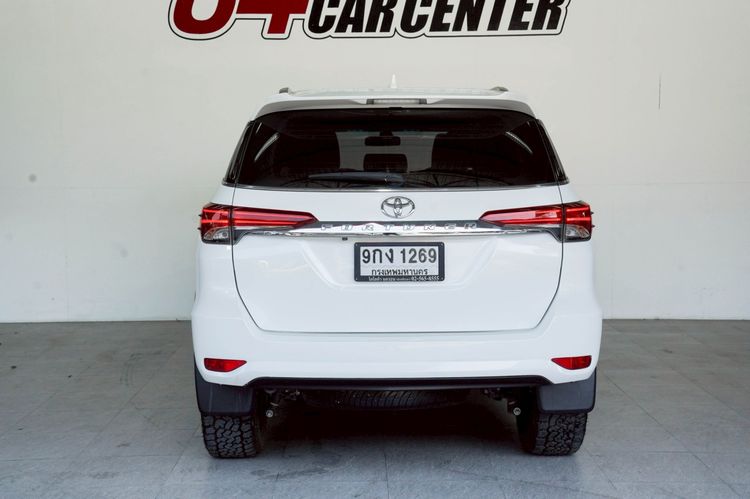 Toyota Fortuner 2019 2.4 V Utility-car ดีเซล ไม่ติดแก๊ส เกียร์อัตโนมัติ ขาว รูปที่ 3