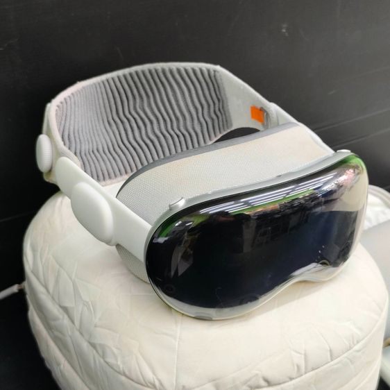 Apple Vision Pro 256GB เครื่องศูนย์ US อุปกรณ์ครบ สภาพใช้งาน รูปที่ 4