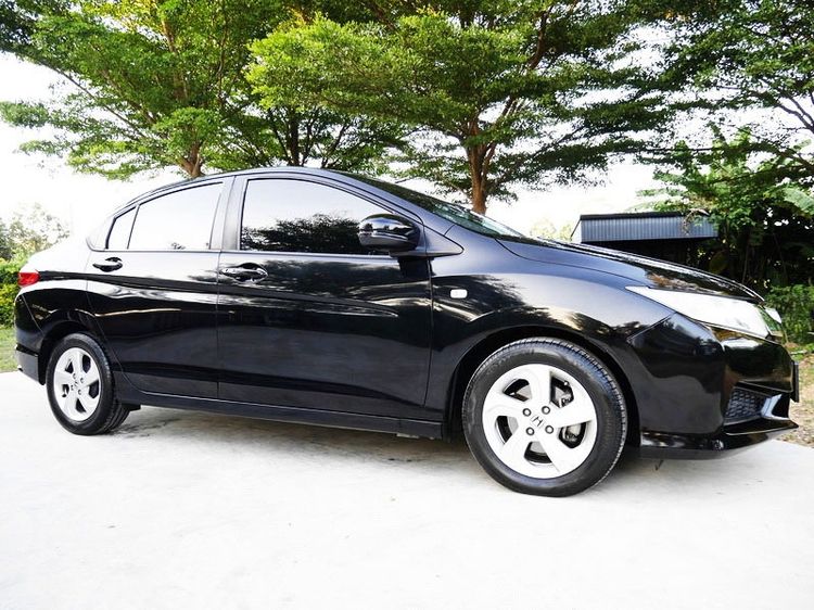 Honda City 2016 1.5 V i-VTEC Sedan เบนซิน ไม่ติดแก๊ส เกียร์อัตโนมัติ ดำ รูปที่ 2