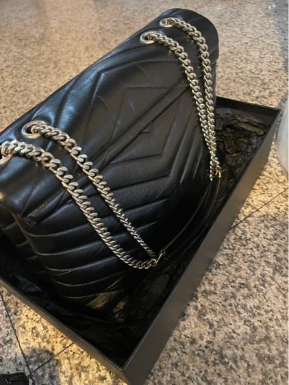 SALES กระเป๋า YSL Medium Loulou quilted shoulder bag  รูปที่ 4