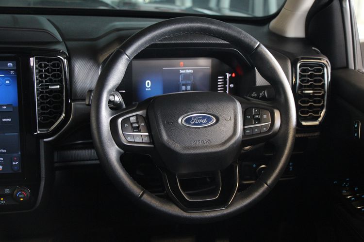 Ford Ranger 2023 2.0 Hi-Rider XLT Pickup ดีเซล ไม่ติดแก๊ส เกียร์อัตโนมัติ บรอนซ์เงิน รูปที่ 3