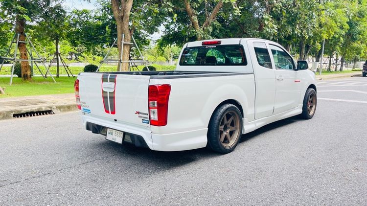 Isuzu D-MAX 2015 2.5 X-Series Z Pickup ดีเซล ไม่ติดแก๊ส เกียร์ธรรมดา ขาว รูปที่ 3