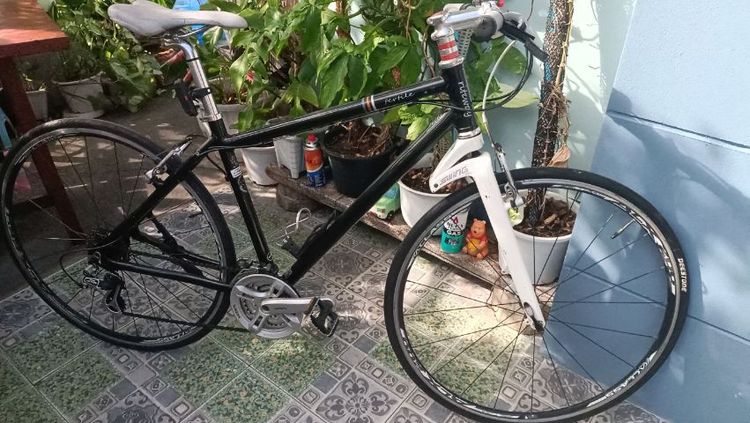 จักรยานไฮบริด