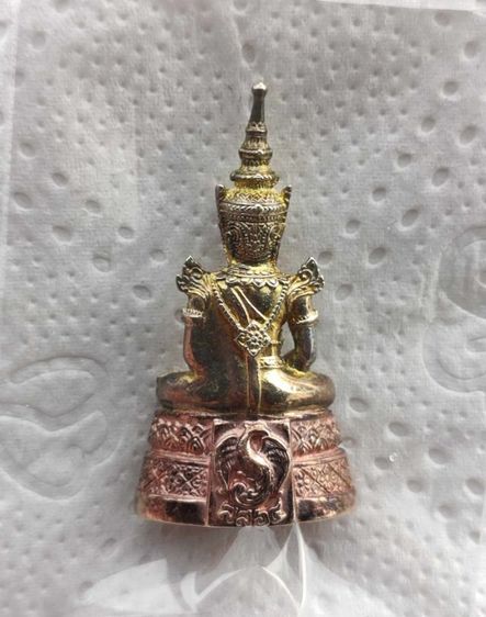 พระแก้วมรกต กรมสรรพสามิต รูปที่ 2