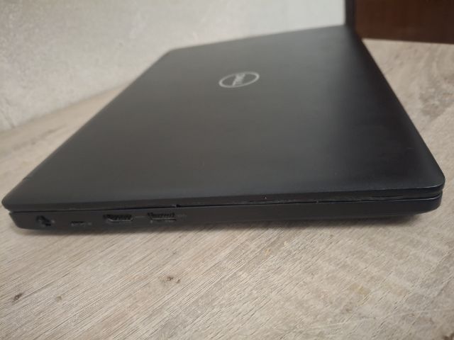 ขายDell I5เจน8แรม8 m.2 256ของใหม่ แบตได้1ชั่วโมงของอยู่ปิ่นเกล้า รูปที่ 3