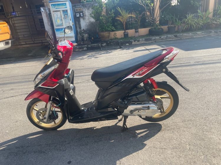 Honda รุ่น Click110i ปี53 รถเครื่องดี สภาพพร้อมใช้งานต้องมาลองครับ